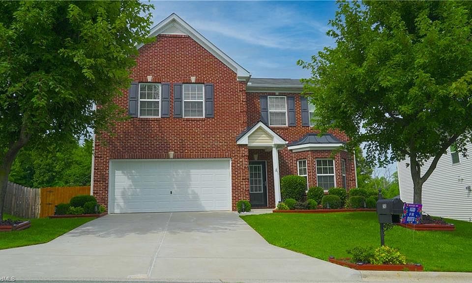 1st image of 909 Redland Dr