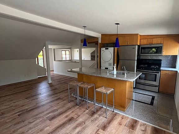 5th image of 301-303 N Hudson Ave #303-B