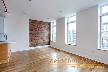 Rented by aptsandlofts.com