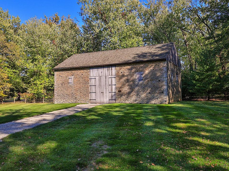 2nd image of 8420 Indian Hill Rd