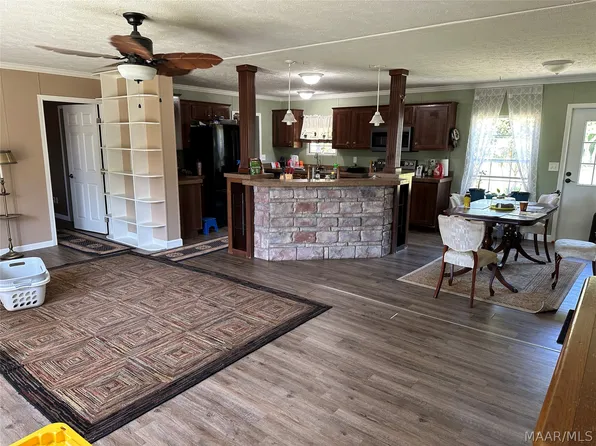 300 Edwards Cook Rd, Wetumpka, AL 36092