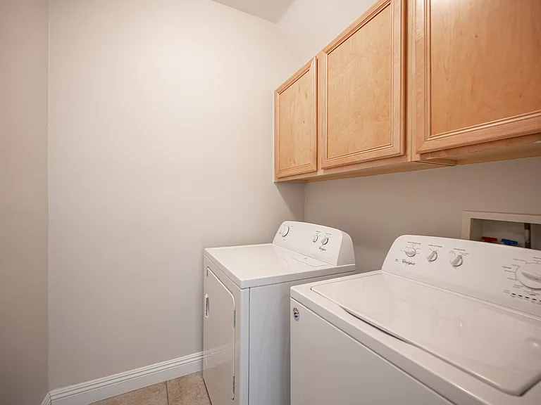 8967 Ellenbrook St — Photo 21