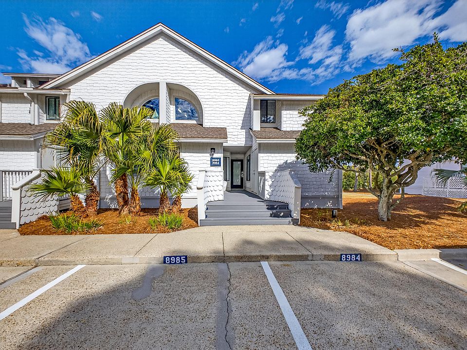 1st image of 8985 Heron Walk Dr #8985