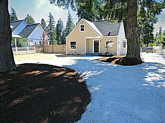 2nd image of 1102 168th St E