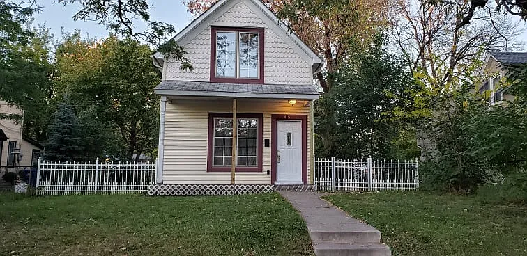 415 Thomas Ave — Photo 11