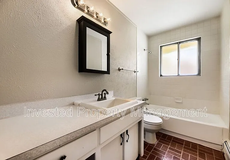 1142 W Ida Ave #A — Photo 12