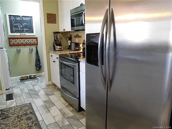 3rd image of 3046 Bedford Ave