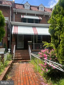 5008 4th St NW, Washington, DC, 20011