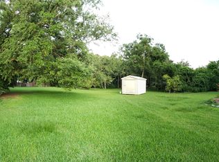 922 Martin St, Pascagoula, MS 39581