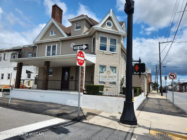 9 Tunnel St, Lansford, PA 18232