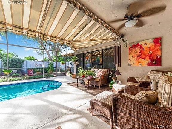 4th image of 2626 La Lique Cir