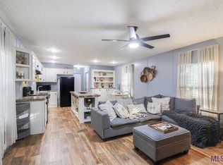 18089 Grace St, Prairieville, LA 70769