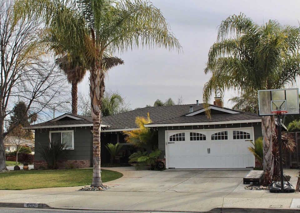 1st image of 6262 Desert Flame Dr