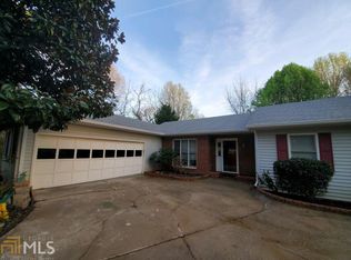 4460 Strickland Rd, Flowery Branch, GA 30542