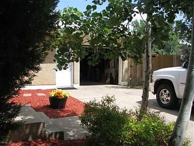 3rd image of 2658 16th Ave