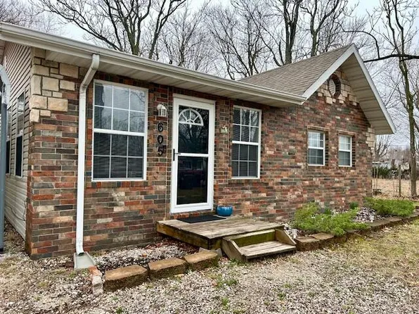 605 S Missouri Street, Marionville, MO 65705