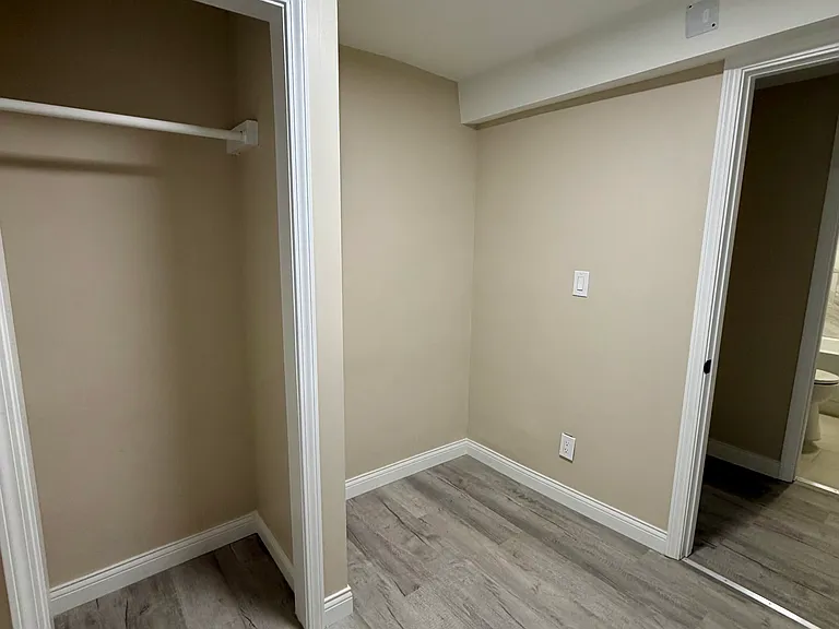 2604 Schrage Ave #1 — Photo 11