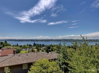 2737 68th Ave SE, Mercer Island, WA 98040
