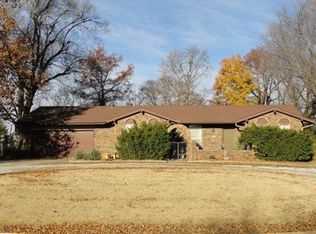 8301 S Millsap Dr, Derby, KS 67037