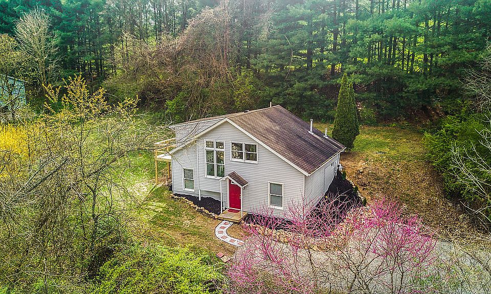 1st image of 5285 Gregory Ln