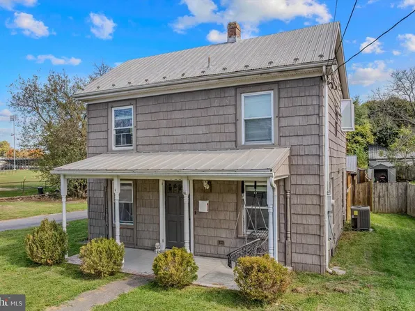 916 S Raleigh St, Martinsburg, WV 25401