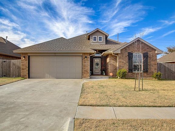 4th image of 3809 Brougham Way