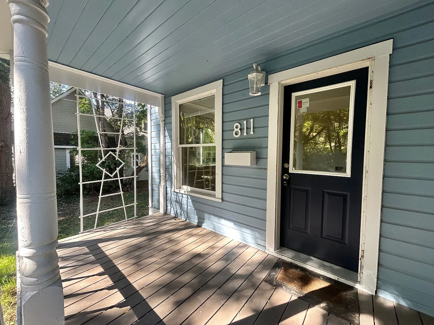 Charming Home Near Fairgrounds — Photo 2