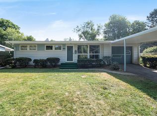 1104 Manor St, Kalamazoo, MI 49006