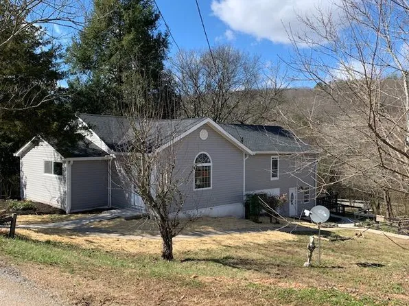316 Walker Rd, Harriman, TN 37748