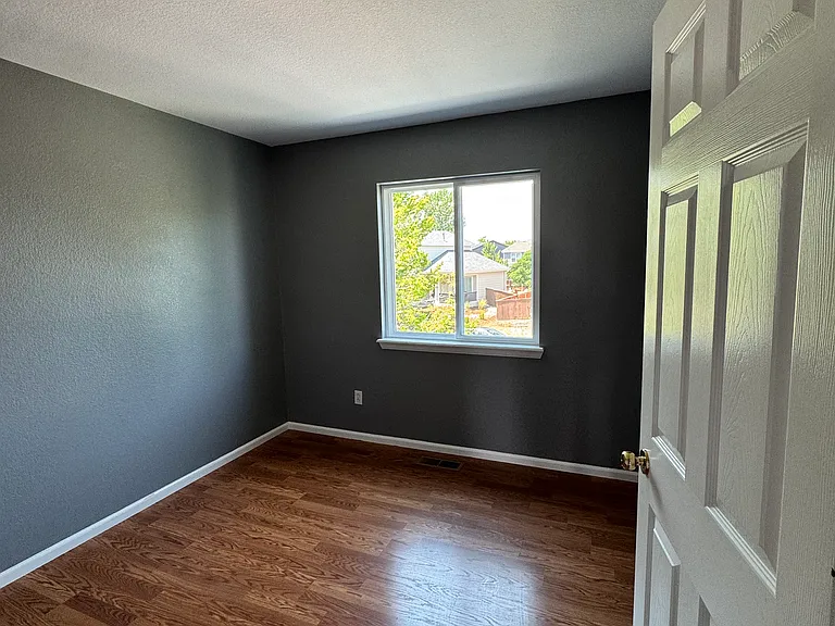 9882 Saybrook St — Photo 17