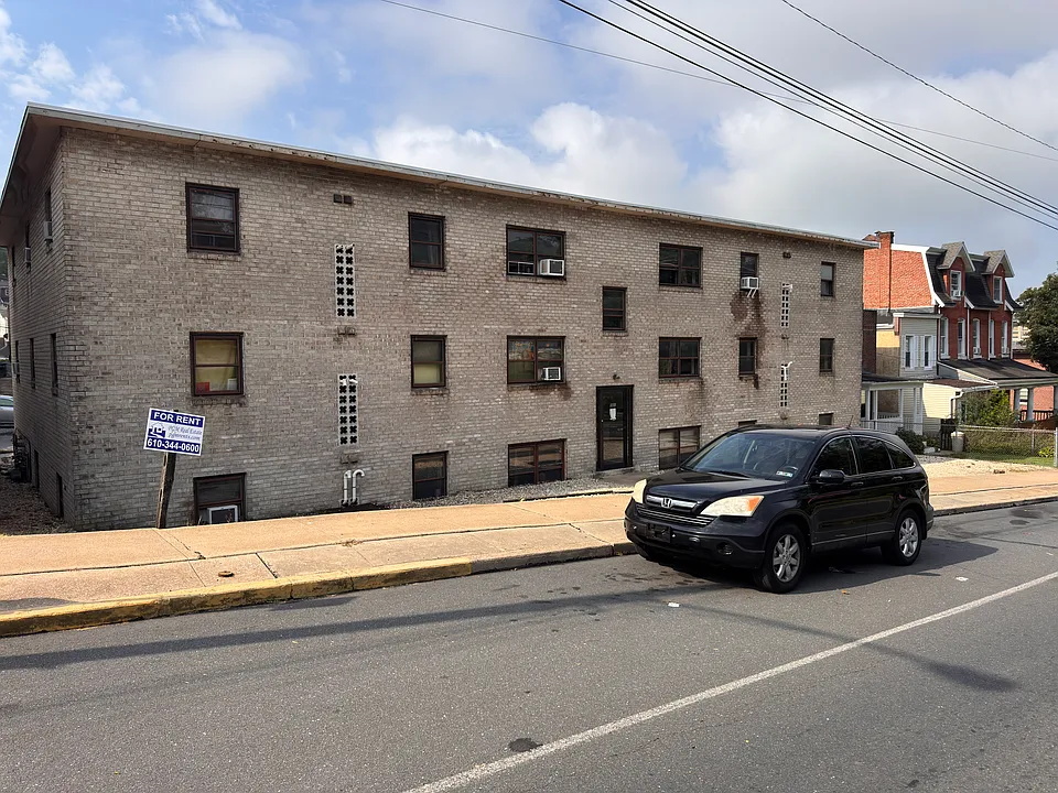 1938 Perkiomen Ave