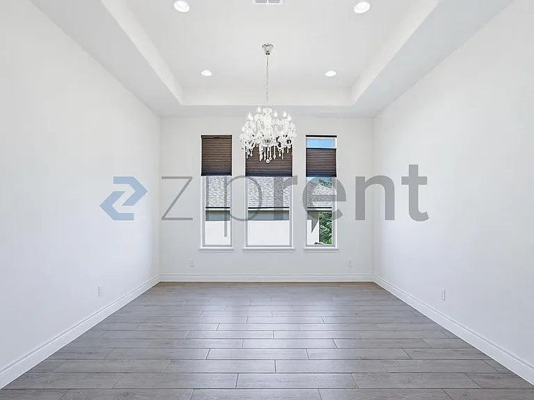 28414 Shailene Dr — Photo 14