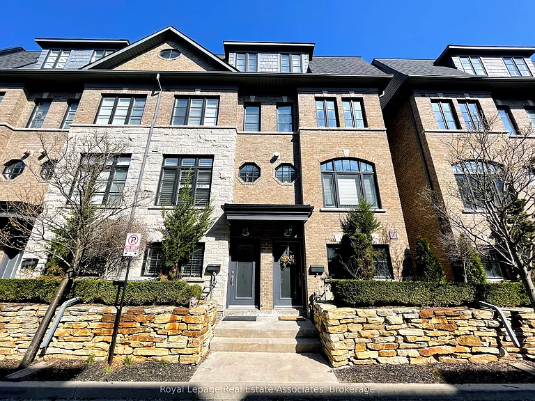 56 Lobo Mews — Photo 1