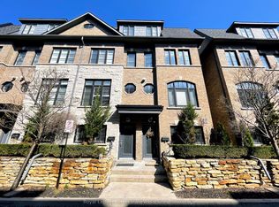 56 Lobo Mews, Toronto, ON M8Z 0B1