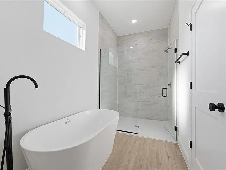 2652 W Paragon Ln — Photo 22