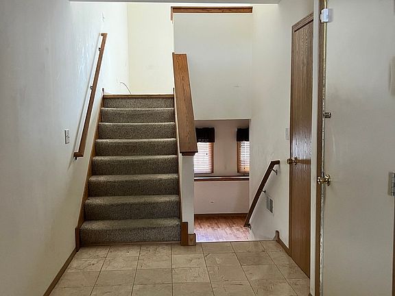 2nd image of 8256 W Chestnut Ct