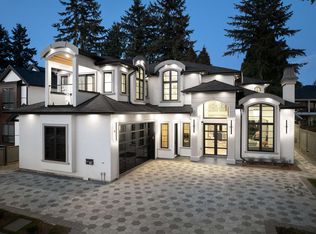 10258 128a St, Surrey, BC V3T3E8