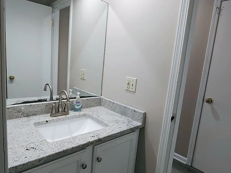 3 Teneyck Ave #B — Photo 19