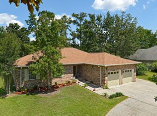 56127 Diamondhead Dr E, Diamondhead, MS 39525