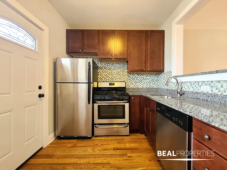 4407 N Wolcott — Photo 19