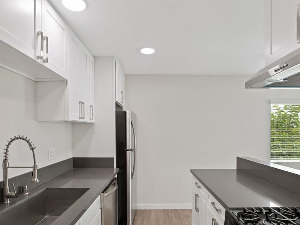 21818 S Figueroa St Carson CA Zillow