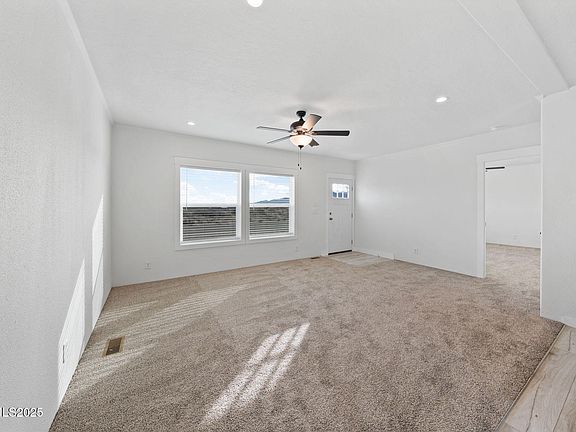 5th image of 6225 Sand Creek Cir