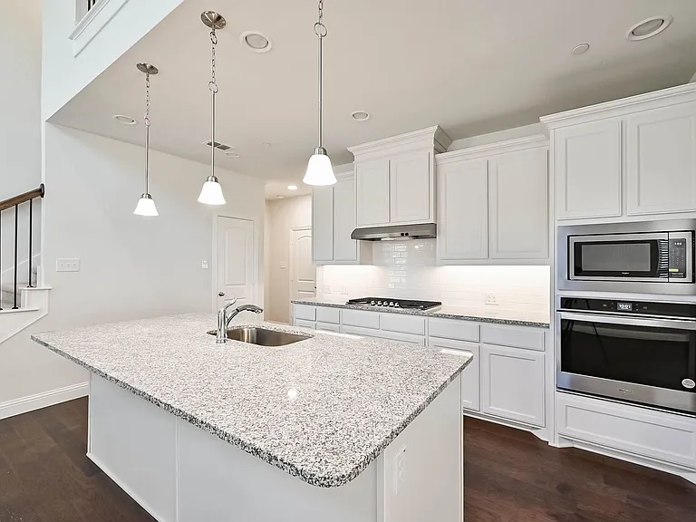 4248 Mingo Dr — Photo 5