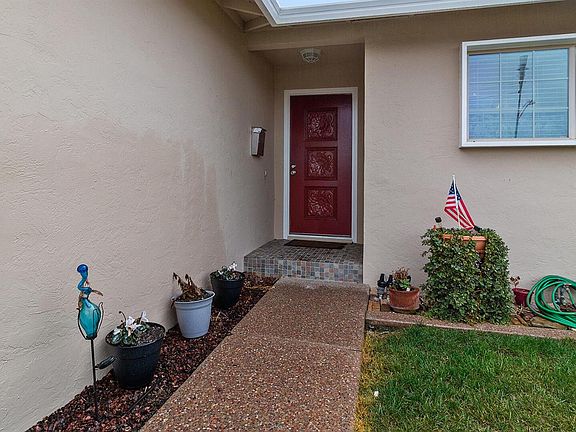 5th image of 5919 Singing Hills Ave