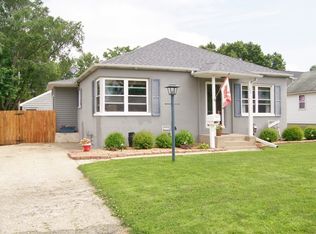 409 E 9th St, Rock Falls, IL 61071