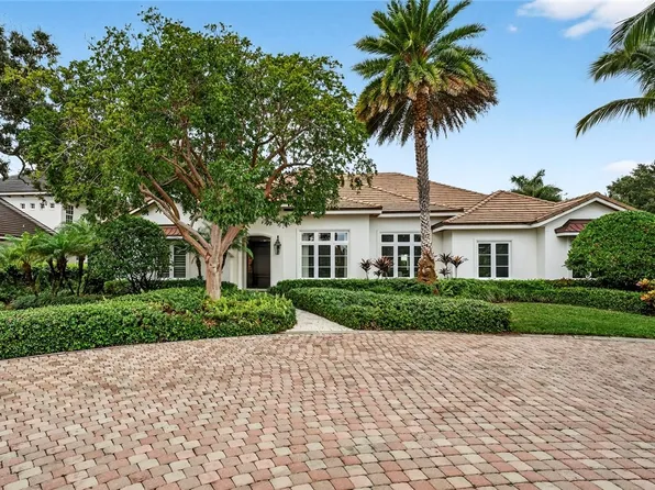 16 W Sea Colony Dr, Indian River Shores, FL 32963