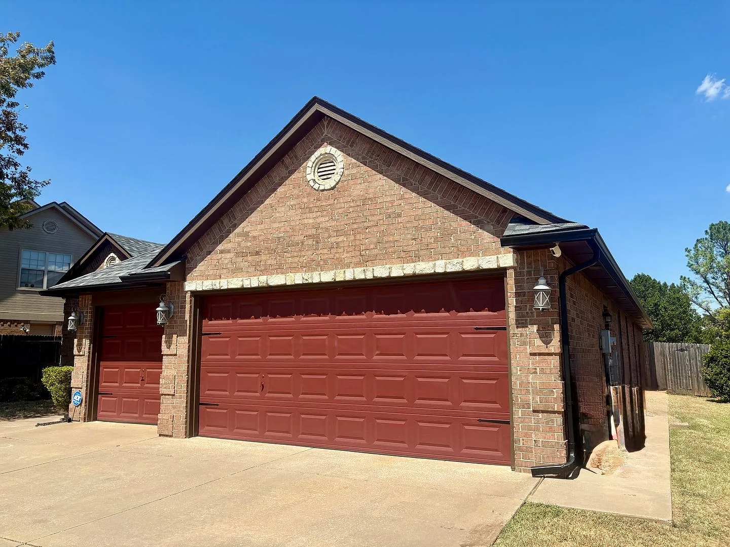Spacious 4-Bed, 2.5-Bath Home for Lease in Edmond, OK — Photo 2
