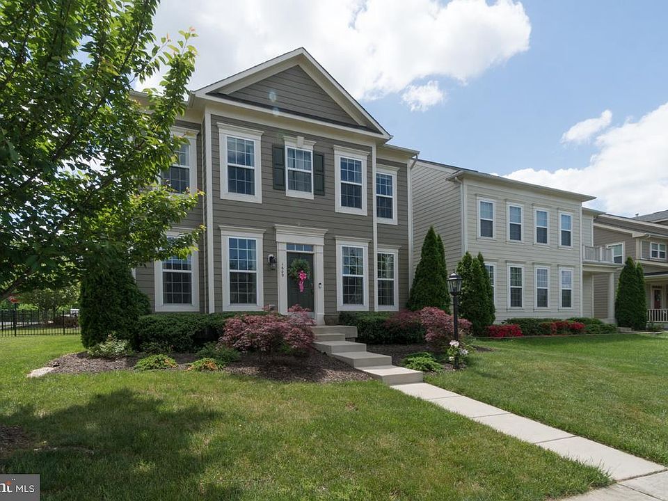 1st image of 1600 Idlewild Blvd