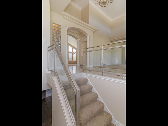 4th image of 1246 W Sophia Cir