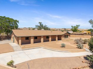 8 Calle Blanca, Corrales, NM 87048